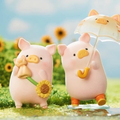 LuLu The Piggy Travel Series Figures Blind box