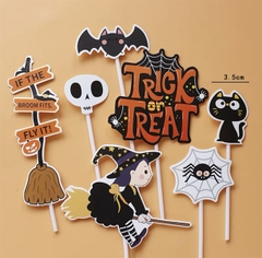 Set 7 que cắm Halloween cô bé phù thủy nhỏ cưỡi chổi bay