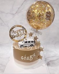 Trang trí xe SUV 7 chỗ trắng bé