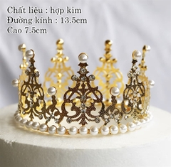 Trang trí vương miện ngọc trai vàng sz to
