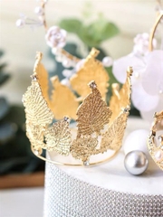 Vương miện lá vàng