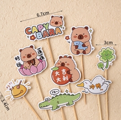 10 set que cắm Capybara ngồi đài sen + cỏ 4 lá