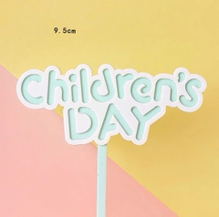 Topper mica Happy Children's Day chữ xanh viền trắng (CD)