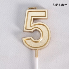 Nến số vàng kẻ viền 5