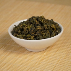 Trà Oolong Tứ Quý