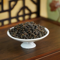 Trà Oolong Hồng Mật