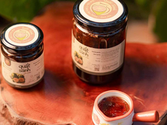 Quất sành ủ muối la hán quả (lọ 230ml)