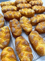 Bánh Mì Hoa Cúc Capuchino