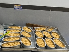 Bánh Mì Hoa Cúc Capuchino