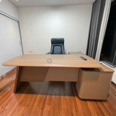 Bàn Giám Đốc Nhập Khẩu BGDNKSM003