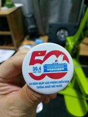 Huy Hiệu Kỷ Niệm 50 Năm Ngày Giải Phóng Miền Nam 30/4 (Size 44mm)