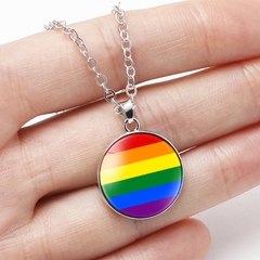 Dây chuyền LGBT mặt tròn lục sắc