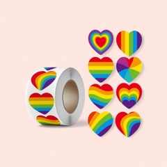 Cuộn 500 Sticker Trái Tim Cầu Vồng LGBT Lục Sắc (2.5cm/1 inch) - Tem Dán Niêm Phong Mix 8 Họa Tiết Trang Trí Pride - Chuẩn Pro9x