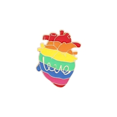 Ghim Cài LGBT Trái Tim Cầu Vồng "Love"