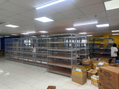 Kệ V lỗ Khung V