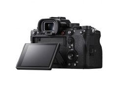 Sony A1 + Tamron 28-75mm f/2.8 (Chính hãng) (Thẻ Nhớ 64GB + Dây Đeo + Bộ Vệ Sinh)