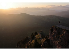 Canon EOS R5 + RF 24-70mm f/2.8L (Chính Hãng)