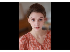 Canon RF 85mm f/2 Macro IS STM – Likenew 99% Fullbox