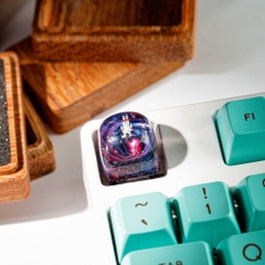 Astronaut Artisan Keycap Breakwooden 2