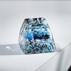 Blue Dragon Artisan Keycap Breakwooden 3