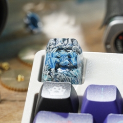 Blue Dragon Artisan Keycap Breakwooden 3