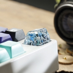 Blue Dragon Artisan Keycap Breakwooden 3