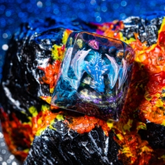 Blue Dragon Artisan Keycap Breakwooden 6
