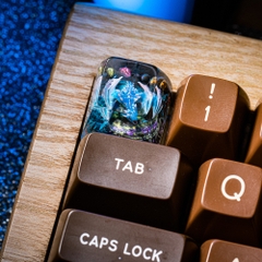 Blue Dragon Artisan Keycap Breakwooden 7