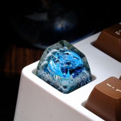Blue Dragon Artisan Keycap Breakwooden 7
