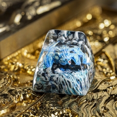 Blue Dragon Artisan Keycap Breakwooden 9