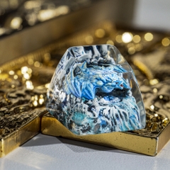 Blue Dragon Artisan Keycap Breakwooden 9