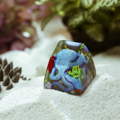 Blue Octopus Artisan Keycap Breakwooden 3