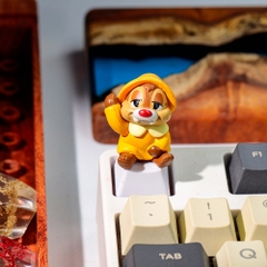 Chip 'N Dale Artisan Keycap Breakwooden 3
