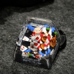 Clown Artisan Keycap Breakwooden 4