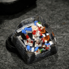Clown Artisan Keycap Breakwooden 4