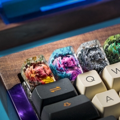 Dragon Artisan Keycap Breakwooden
