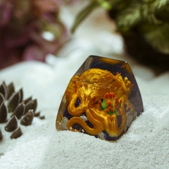 Gold Octopus Artisan Keycap Breakwooden 2