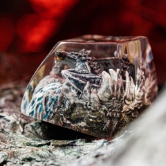 Gray Dragon Artisan Keycap Breakwooden 3