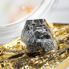 Gray Dragon Artisan Keycap Breakwooden 7