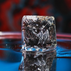 Gray Dragon Artisan Keycap Breakwooden 8