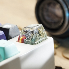 Gray Dragon Artisan Keycap Breakwooden 9