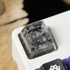 Gray Dragon Artisan Keycap Breakwooden 9