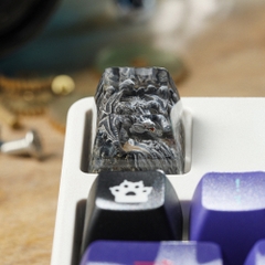 Gray Dragon Artisan Keycap Breakwooden 9