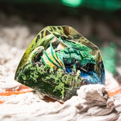 Green Dragon Artisan Keycap Breakwooden 2