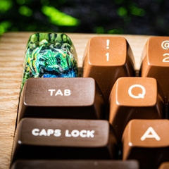 Green Dragon Artisan Keycap Breakwooden 4