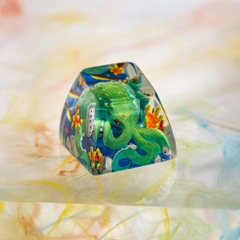 Green Octopus Artisan Keycap Breakwooden 2