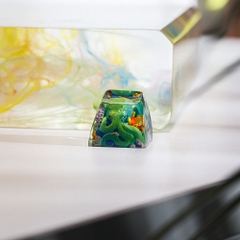 Green Octopus Artisan Keycap Breakwooden 2