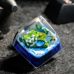 Green Tank Artisan Keycap Breakwooden