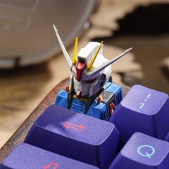 Gundam - Top Artisan Keycap Breakwooden