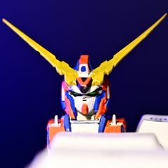 Gundam - Unicorn Artisan Keycap Breakwooden